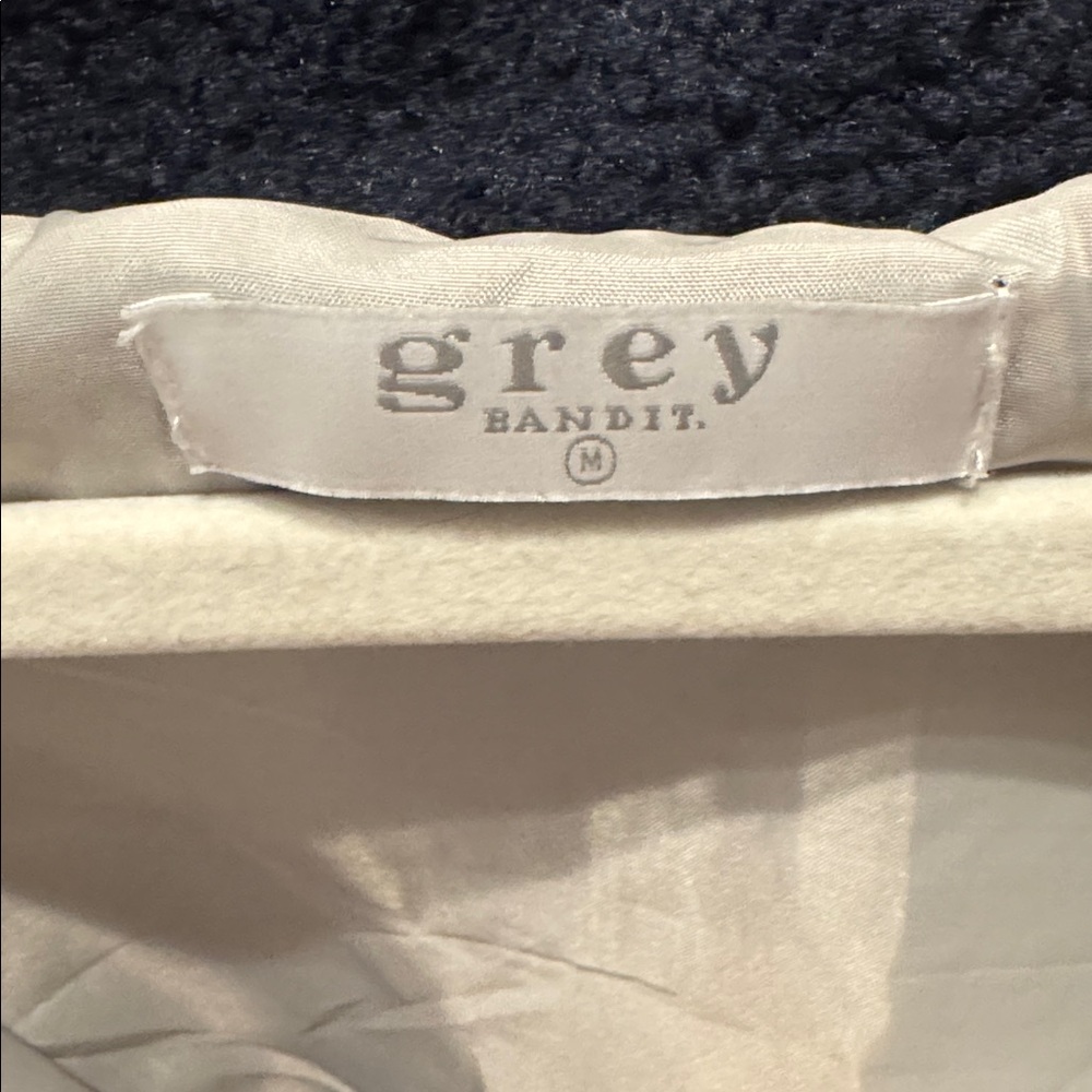 Grey Bandit Colorblock Pullover - Picture 2 of 5
